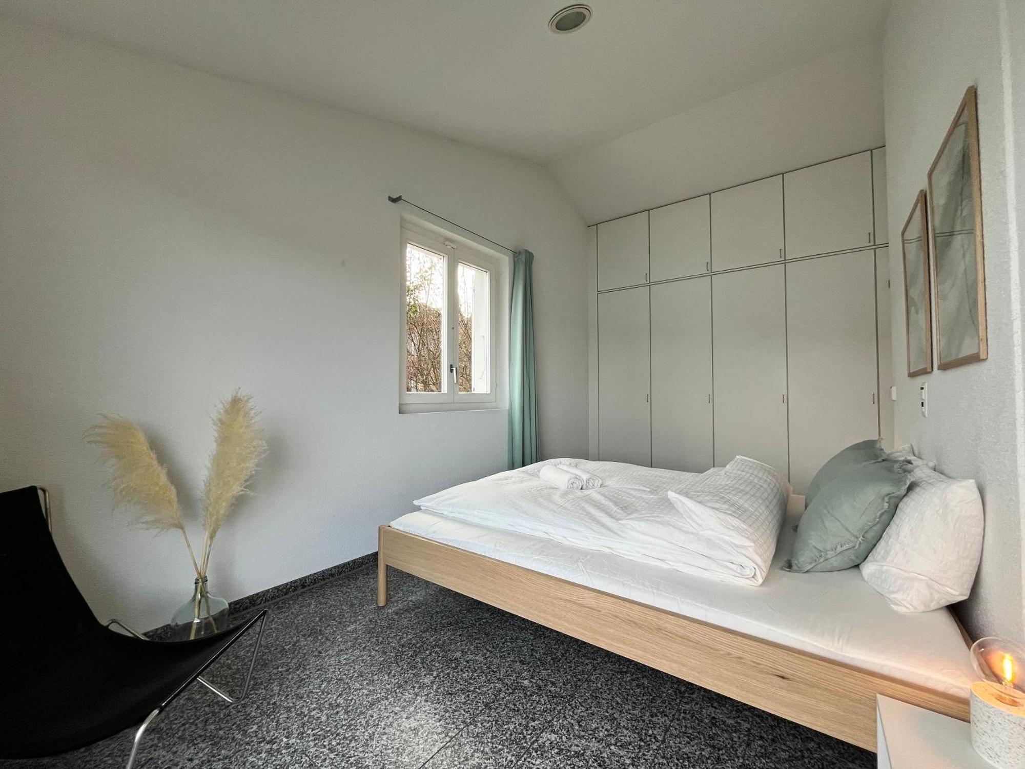Mit Grossartiger Seesicht Und Balkon Apartment