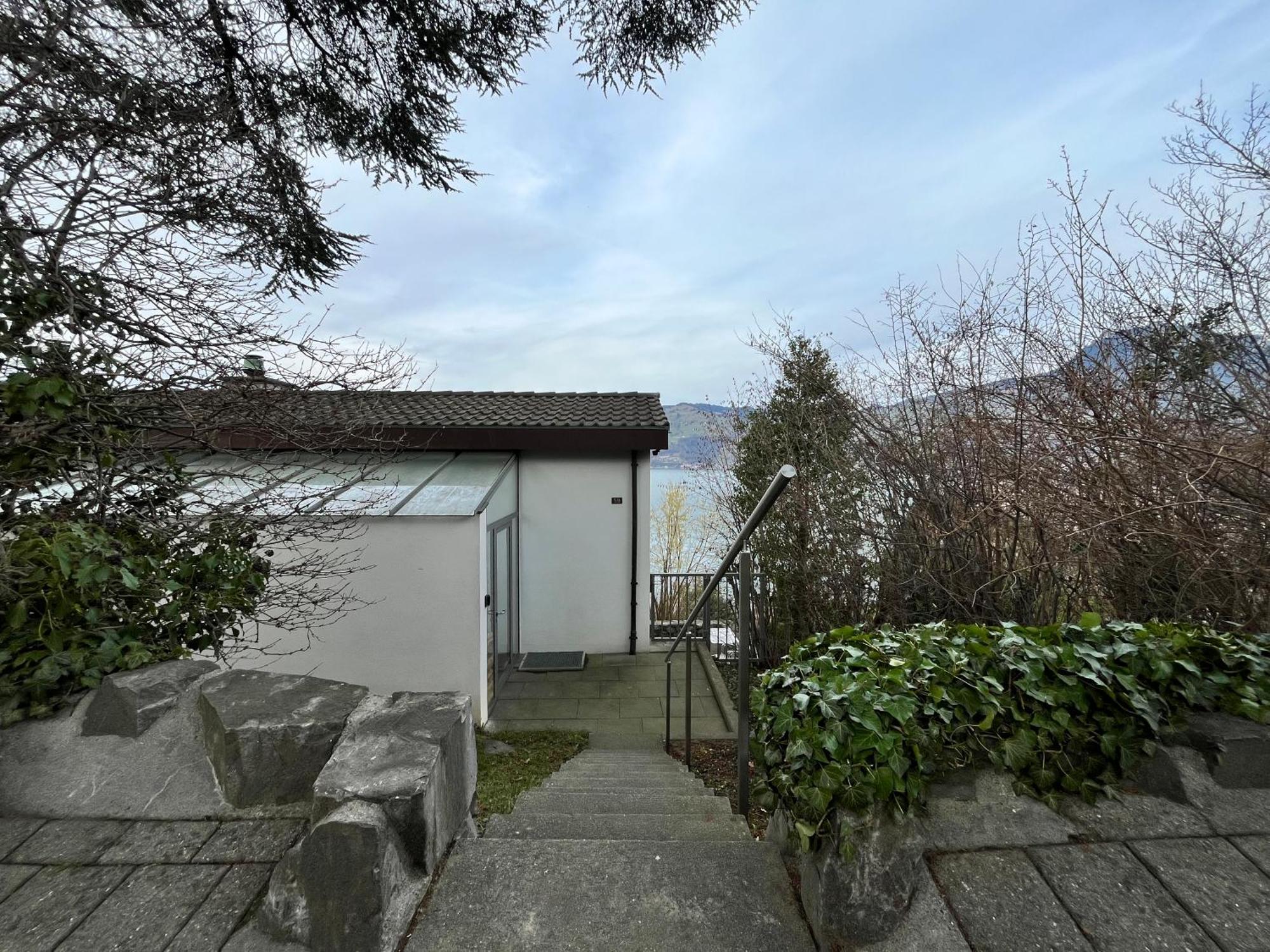 Apartment Mit Grossartiger Seesicht Und Balkon *